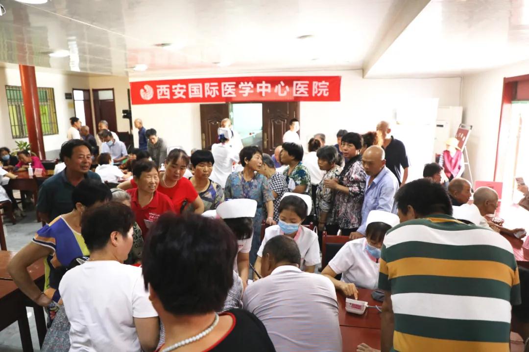 “施天使之愛，佑百姓健康”系列公益義診——走進(jìn)綠地社區(qū)