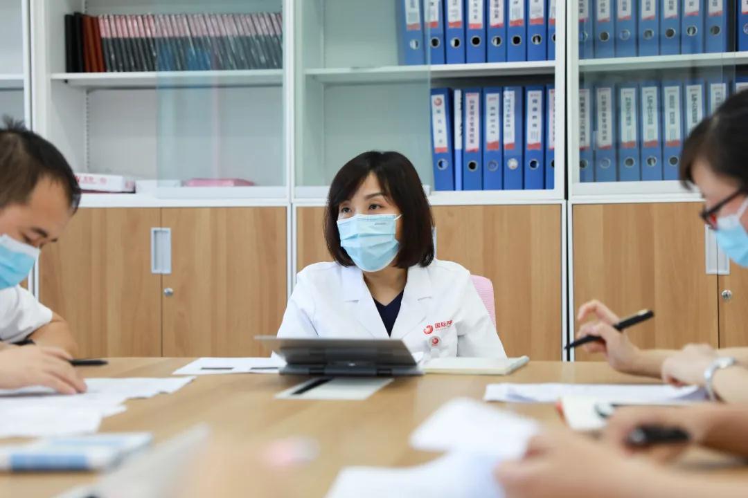 陽光網(wǎng)—薛妍：醫(yī)生要有溫度、有尺度、有深度