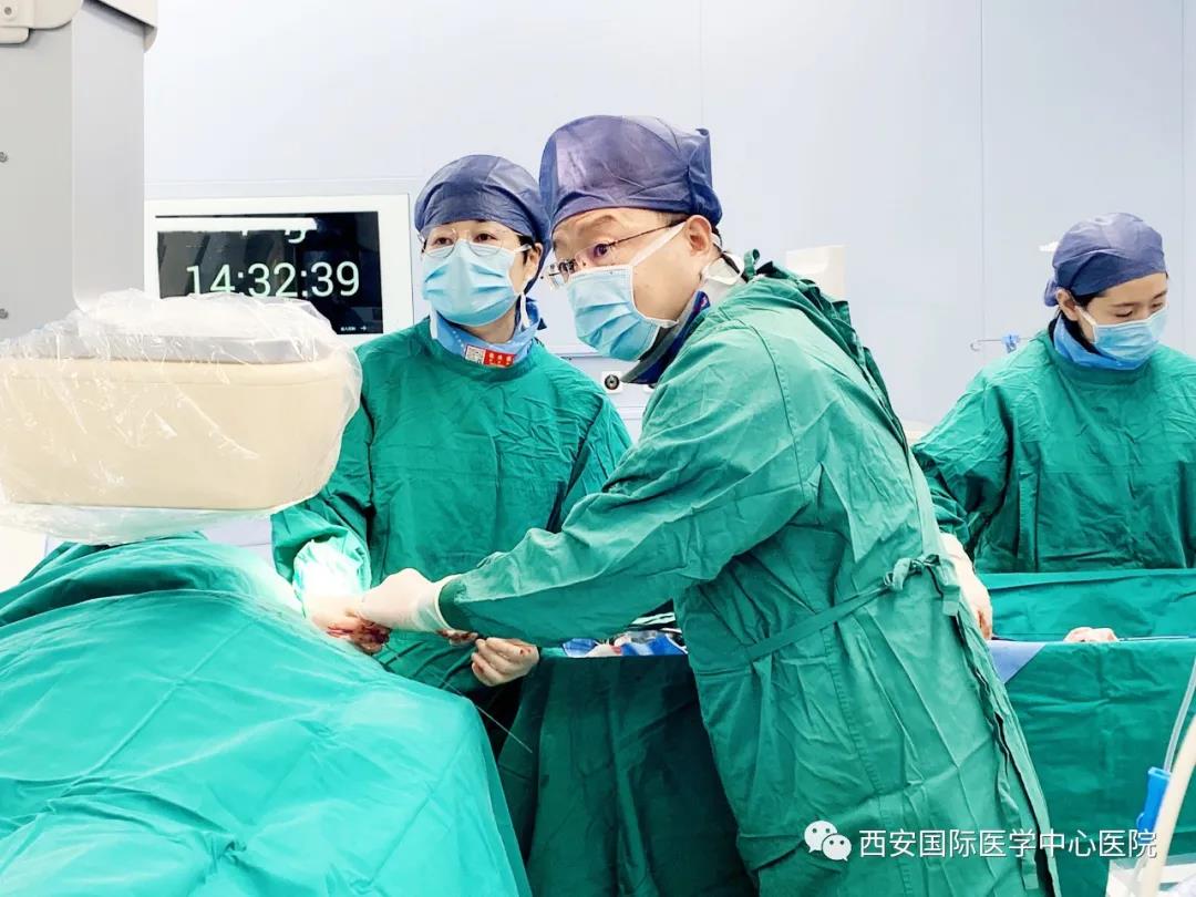 心內(nèi)心外聯(lián)手，為年輕生命保駕續(xù)航
