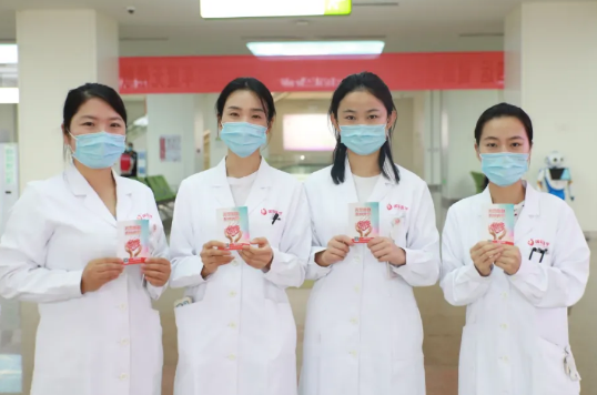 傳遞愛心 拯救生命——我院舉行“服務十四運，健康我的城”無償獻血活動